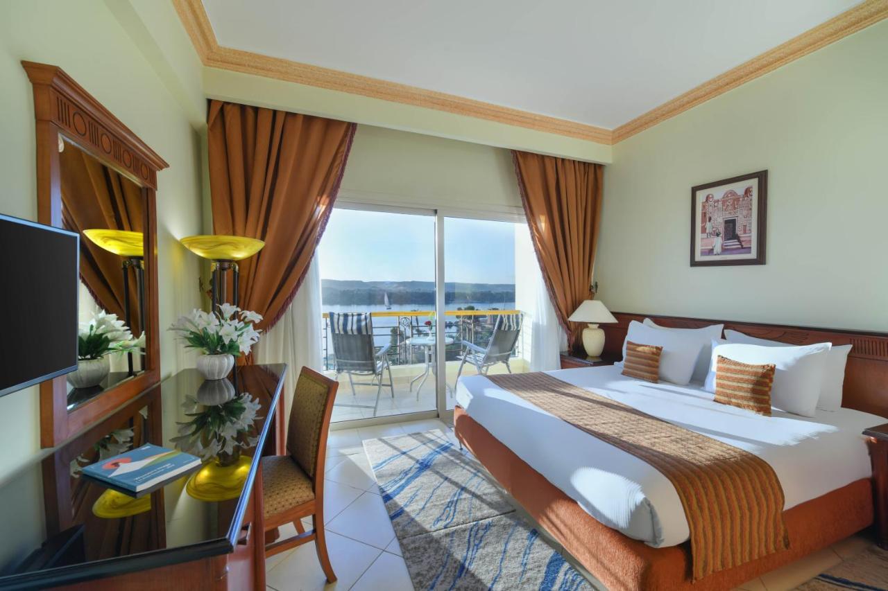Tolip Aswan Hotel エクステリア 写真
