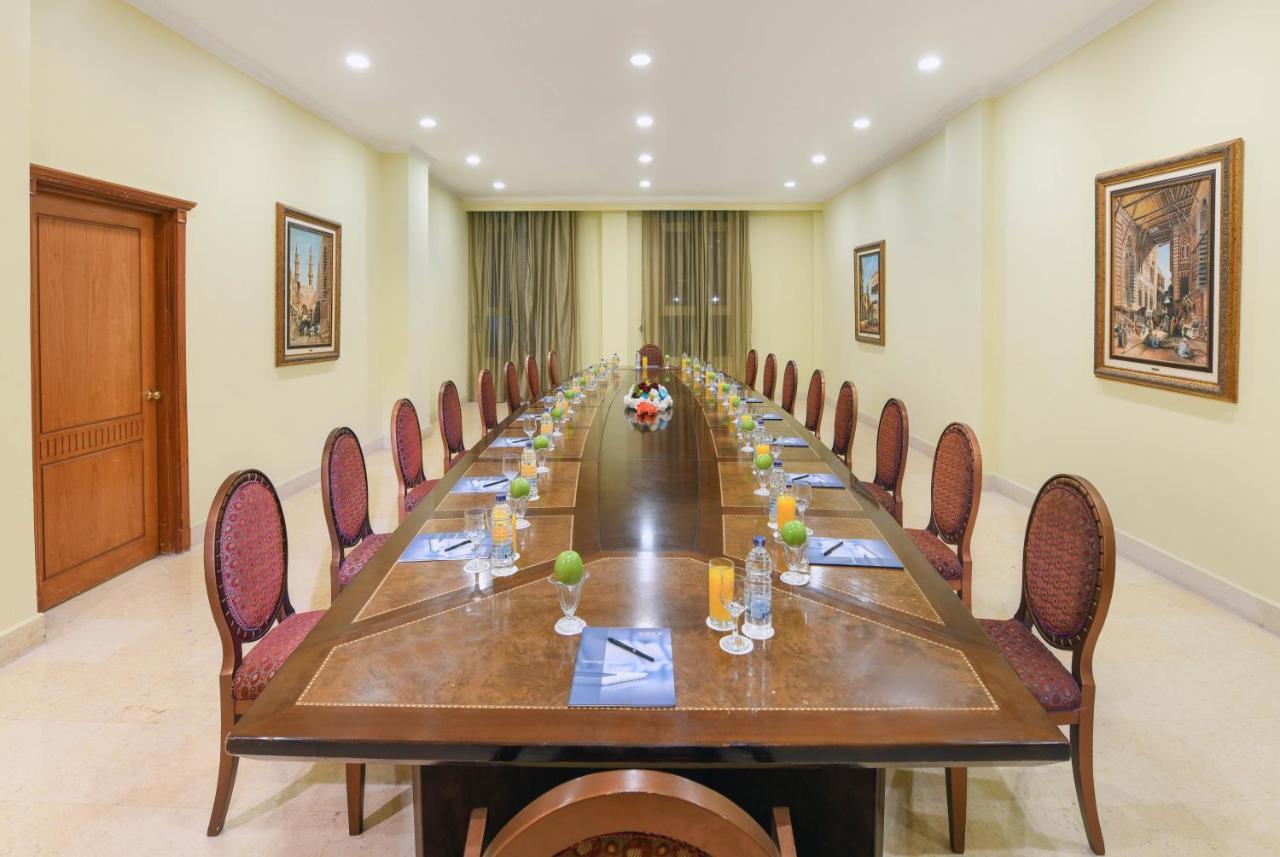 Tolip Aswan Hotel エクステリア 写真