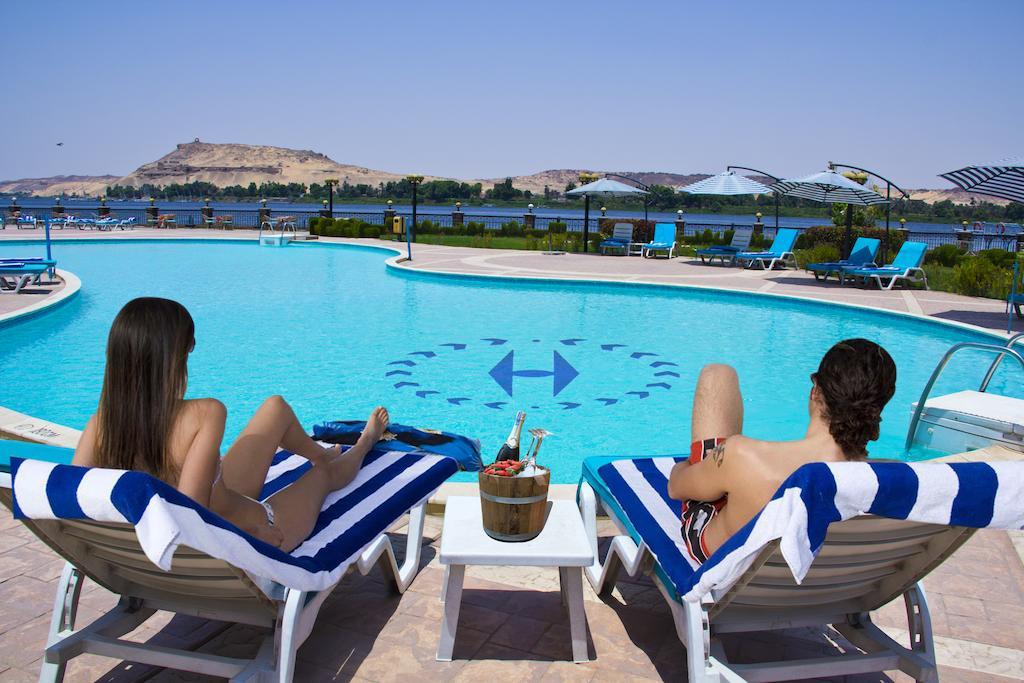 Tolip Aswan Hotel エクステリア 写真