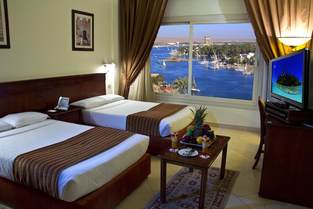 Tolip Aswan Hotel エクステリア 写真