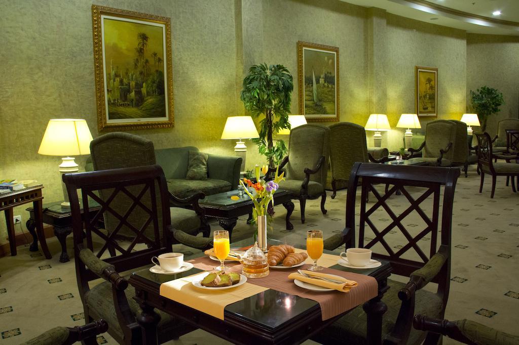 Tolip Aswan Hotel エクステリア 写真